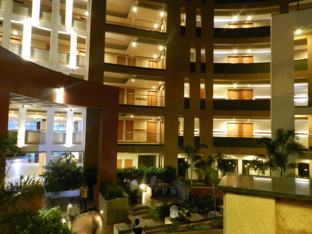 Hotel Rock Regency Toranagallu Екстериор снимка